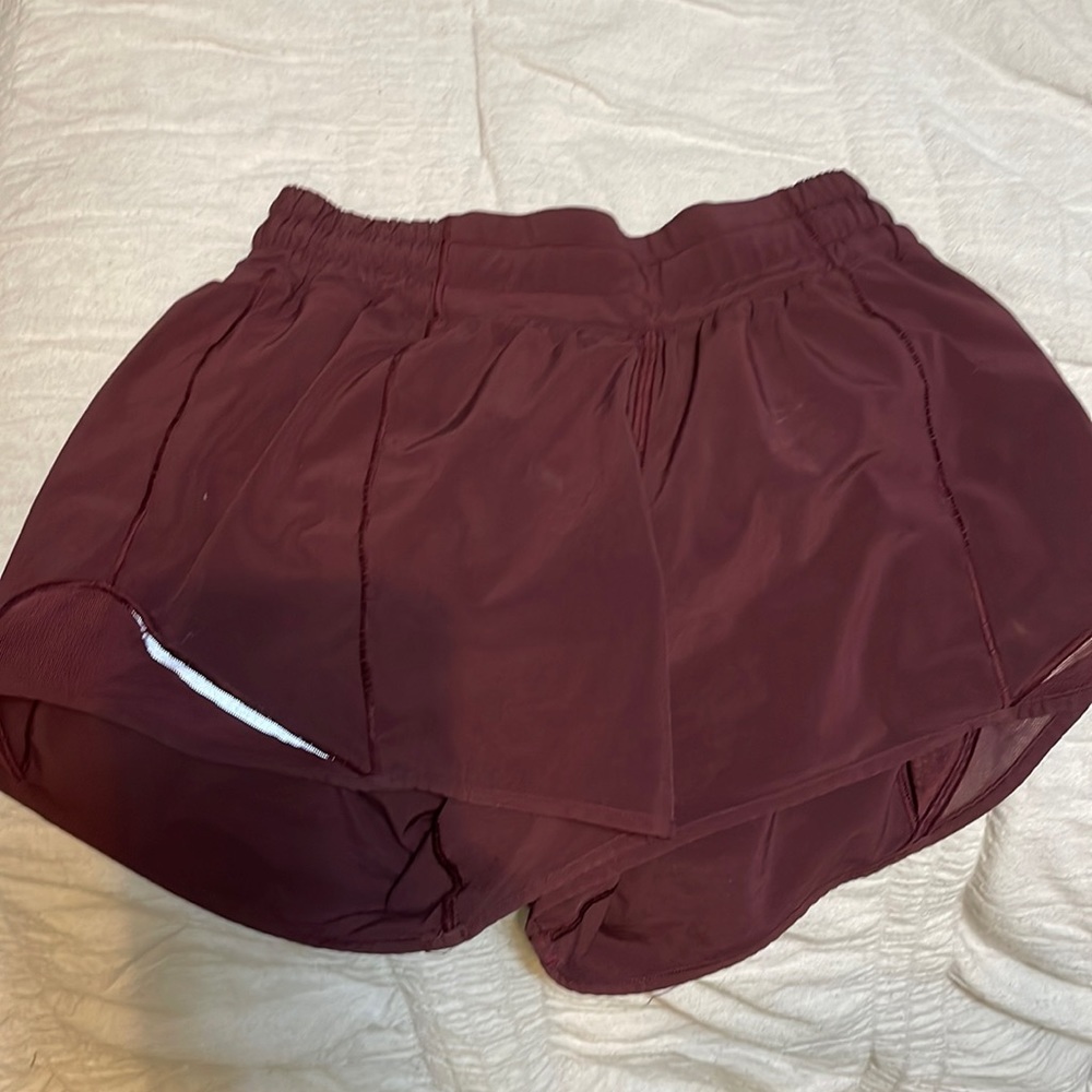 Mulled wine | size 2 lulu shorts | barely worn | with lining | comment 4 lower $